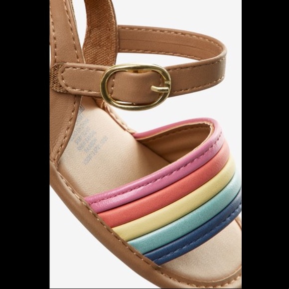 NWT GAP 3-6m rainbow sandals - Picture 3 of 7